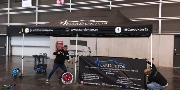 Eurocrew, evento con espectaculares coches modificados y nuestra carpa serigrafiada.