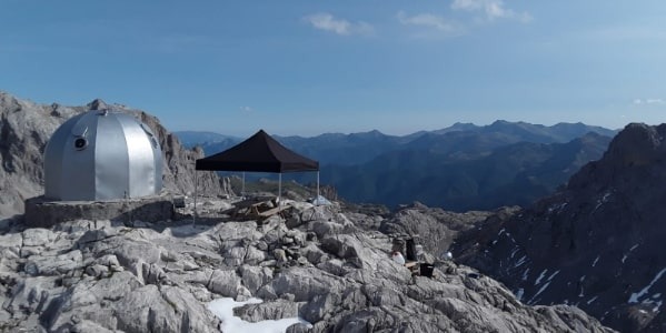 Foto de nuestra carpa en el Refugio Verónica, en los Picos de Europa